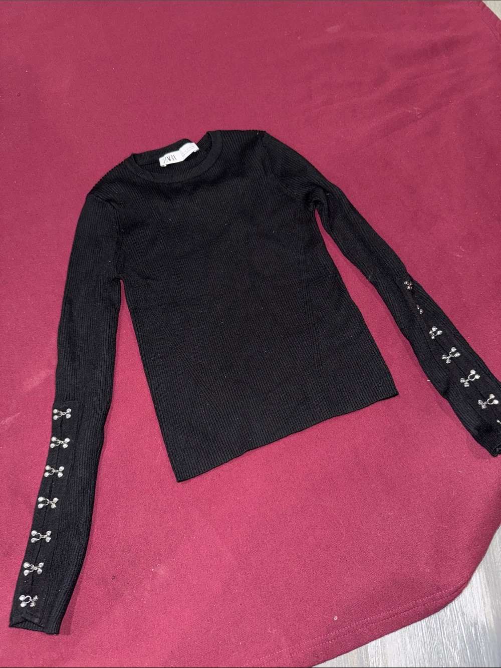 Zara Black Ribbed Long Sleeve Top with Pearl Bow Cuff Detail